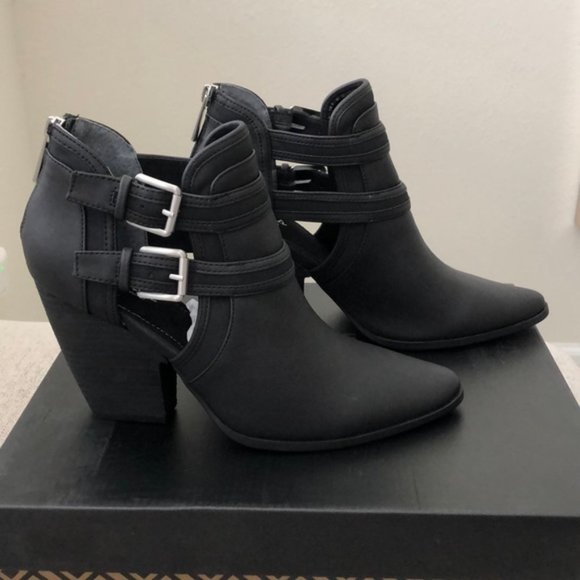 Charles by Charles David ‘Naval’ Booties - Size 8 - Picture 2 of 8